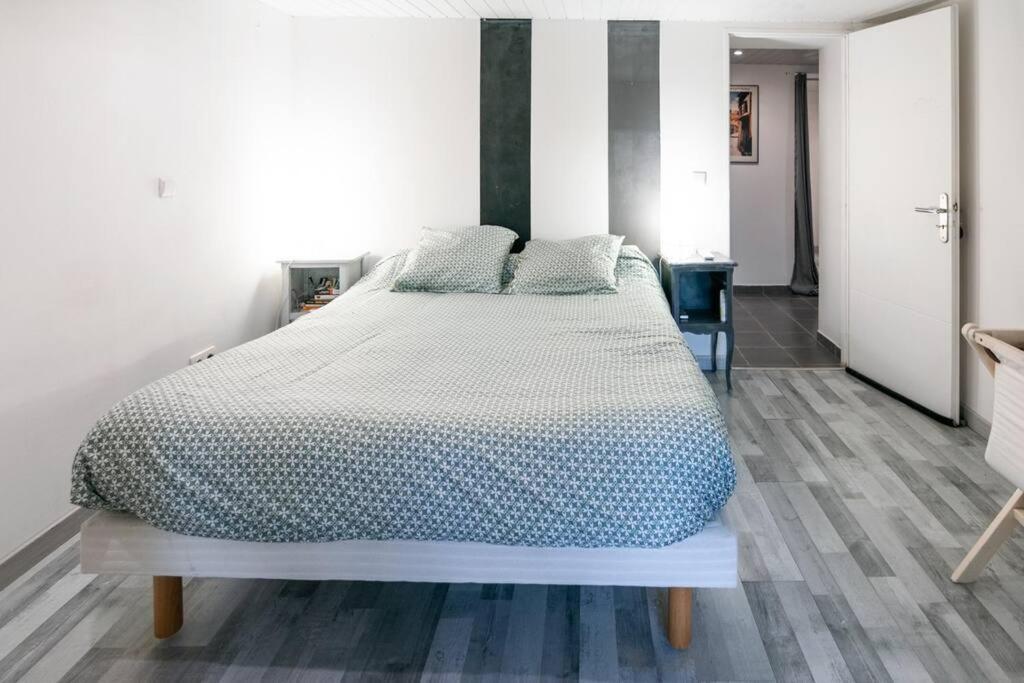 Appartement Le Jutini Caunes-Minervois Exterior foto